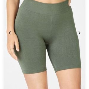 Fabletics ribbed bike shorts